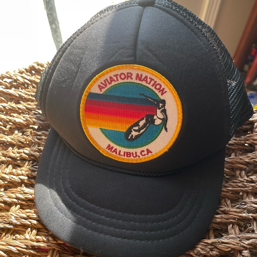 Like new-Adjustable-“Kids” size but fits most adults